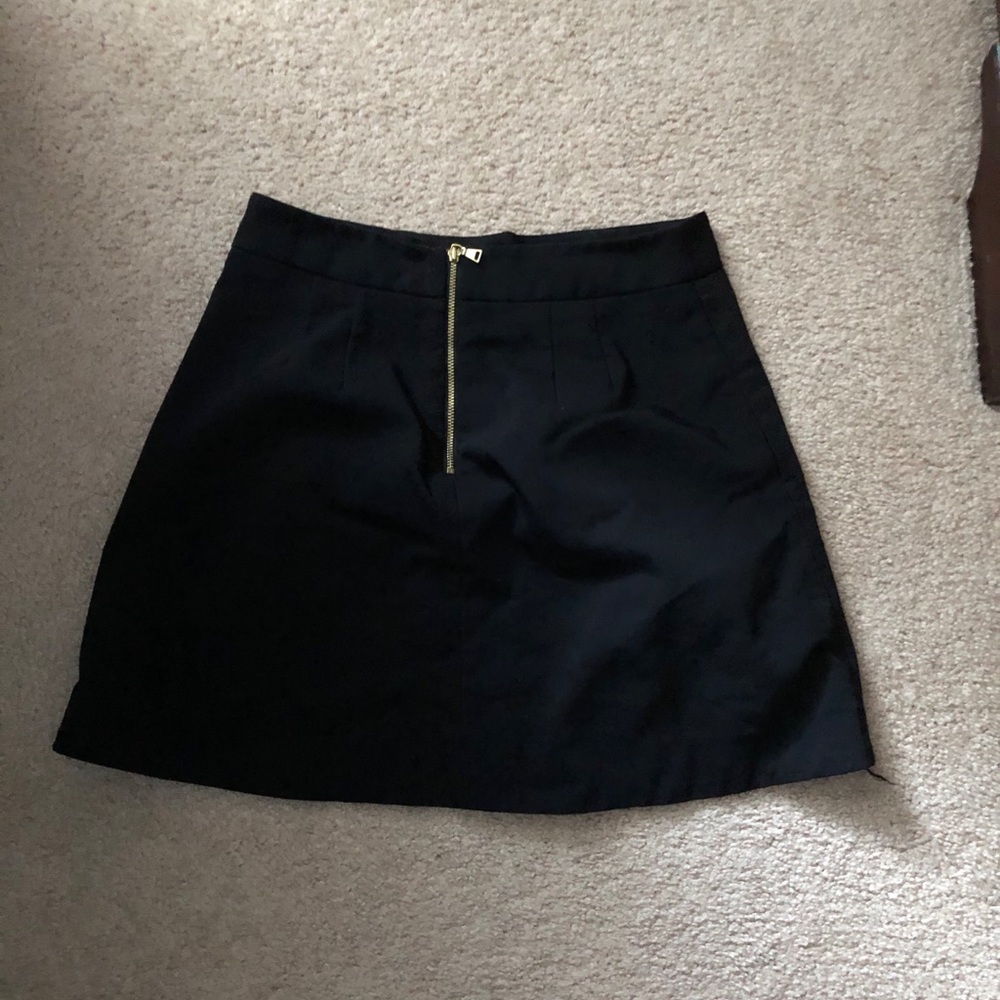 black skirt